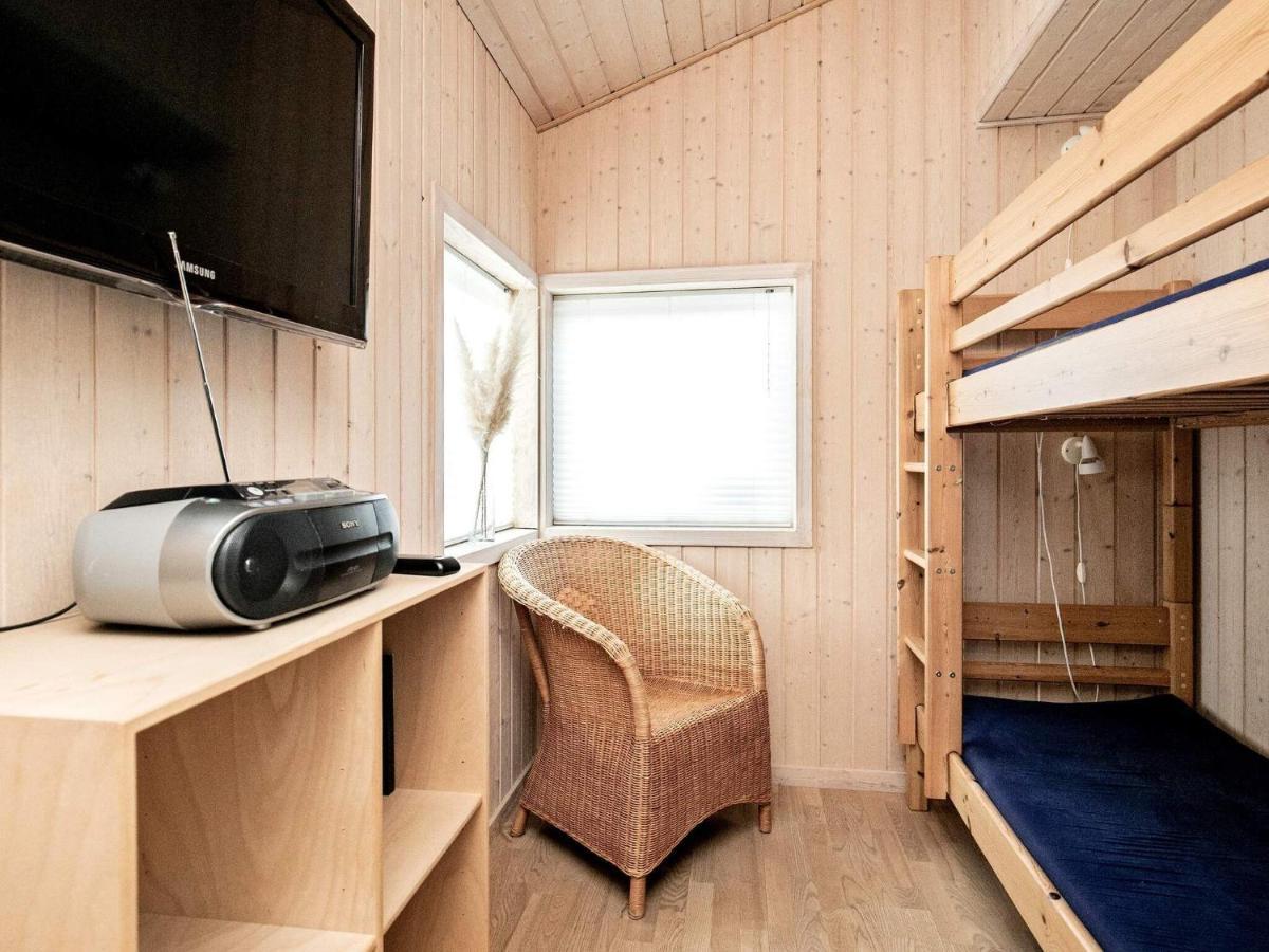6 Person Holiday Home In Tranek R Fæbæk Buitenkant foto