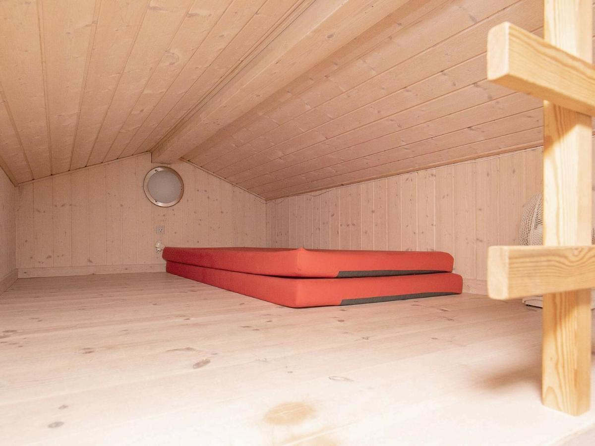 6 Person Holiday Home In Tranek R Fæbæk Buitenkant foto