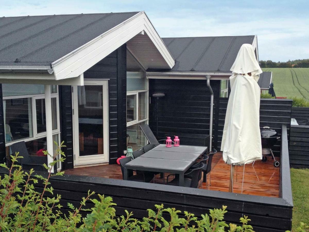 6 Person Holiday Home In Tranek R Fæbæk Buitenkant foto